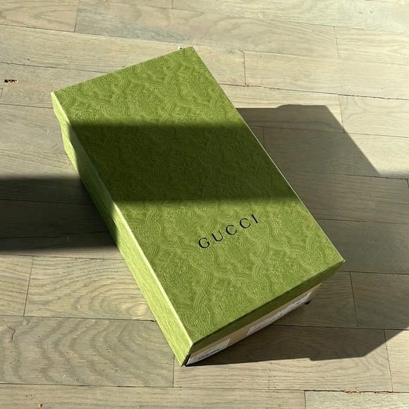 Gucci White & Res Leather men’s size 6 sandals *NIB* - Picture 5 of 5